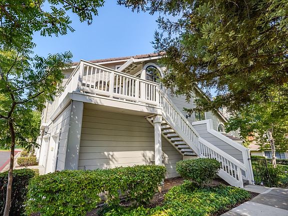 4th image of 2761 Buena Point Ct