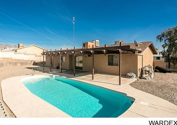 3rd image of 3285 Baysinger Dr