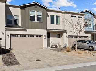 1048 Big Rock Loop, Sun Valley, NV 89433