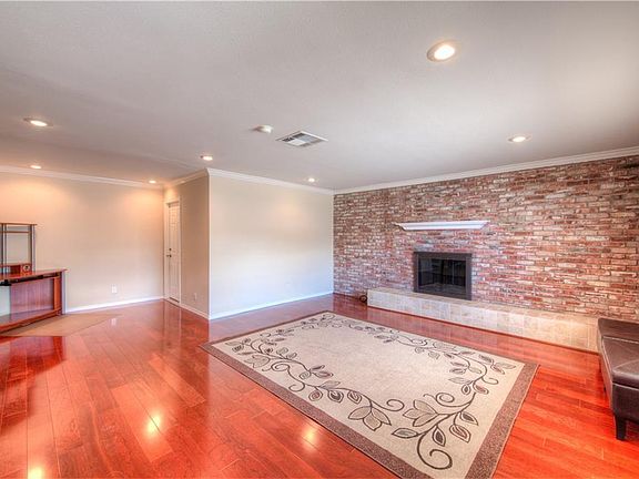 4th image of 3328 Cork Dr