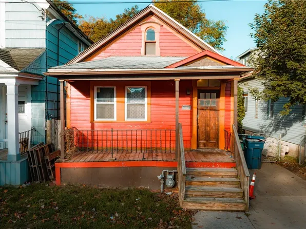 70 Hawley St, Buffalo, NY 14213