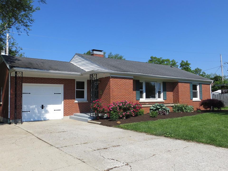 1st image of 132 Elm Dr
