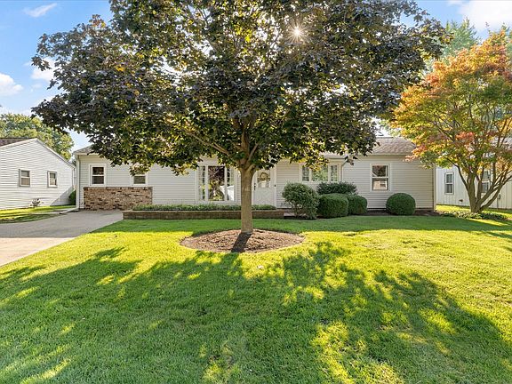 2nd image of 1010 Scottsdale Dr