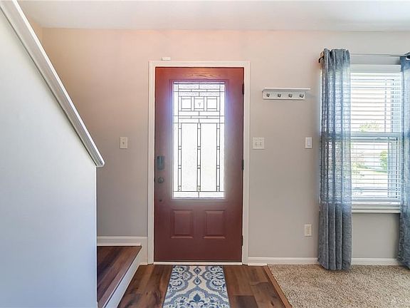 3rd image of 647 Thornton Dr