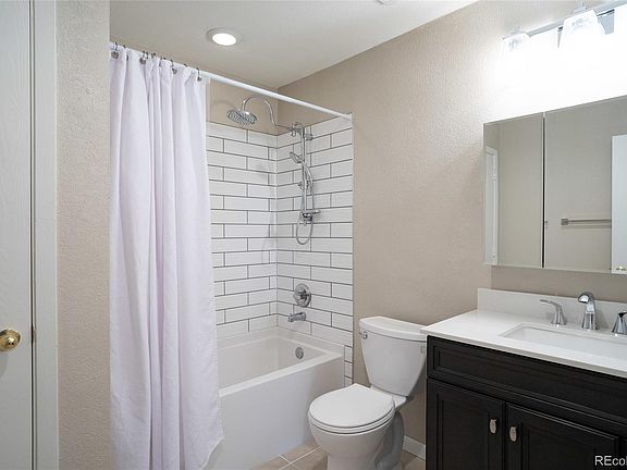 4th image of 3170 Columbine Dr Unit 16