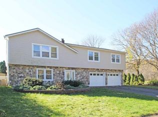 200 4th Ave, Hackettstown, NJ 07840