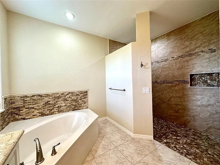 26577 Barranquilla Ave — Photo 20