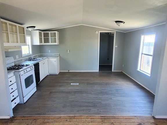 4th image of 226 SE 55th St Unit 13