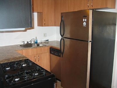 3rd image of 2642 W Foster Ave APT 205