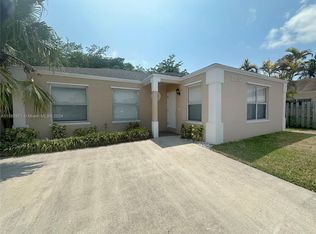 22137 SW 97th Ct, Cutler Bay, FL 33190