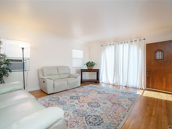3rd image of 639 Frigate Ave