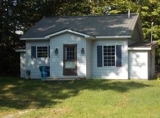 4252 Pebble Beach Dr, Gladwin, MI 48624