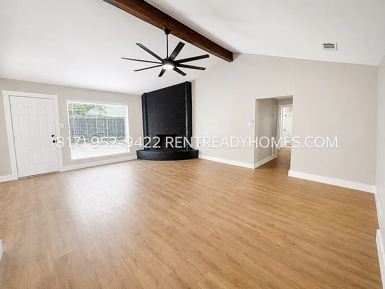 6906 Feather Creek Dr — Photo 2