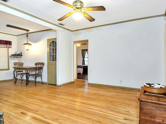 5th image of 710 N Ocean Breeze