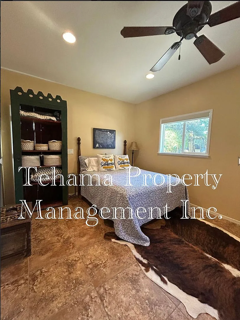 Splendid Furnished Estate- Studio Cottage — Photo 4