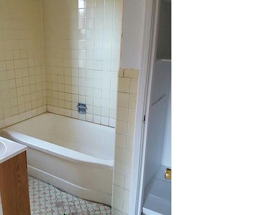 4th image of 2254 Torrey Hill Dr APT 9