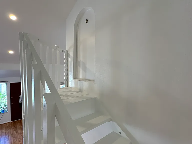 1436 Ramona Dr — Photo 14