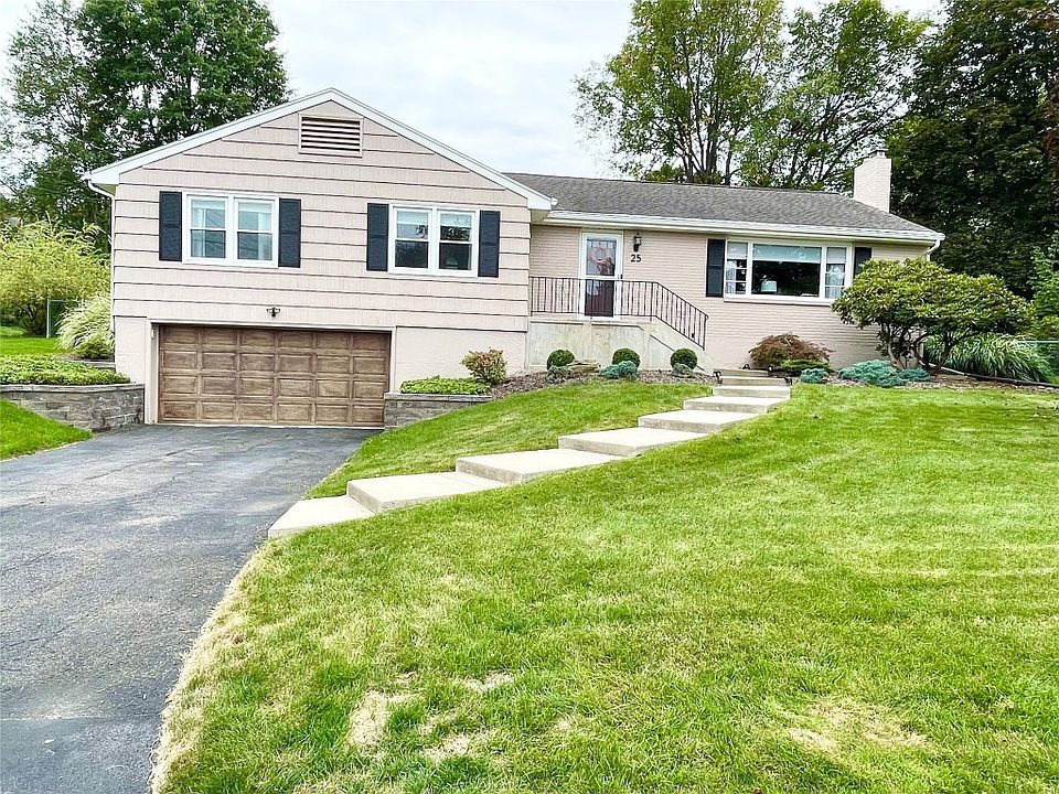 1st image of 25 Lennox Dr