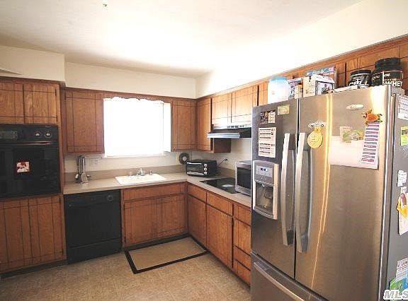 4th image of 33 E Grove St