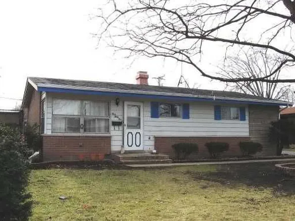 335 E Normandy Dr, Addison, IL 60101