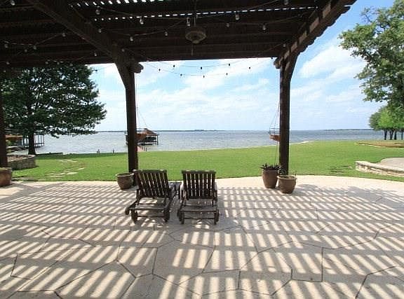 2nd image of 12 Island Dr
