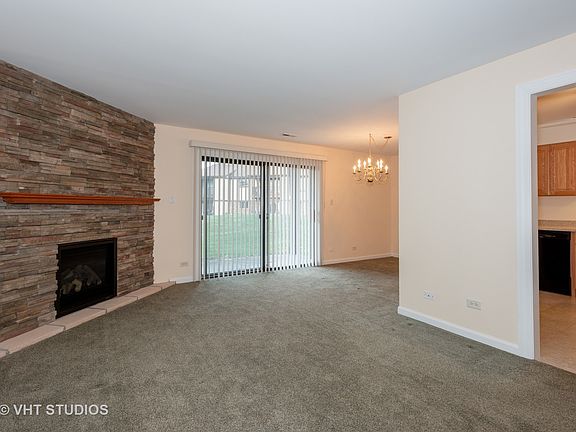 3rd image of 1605 Thames Ct #2704-D