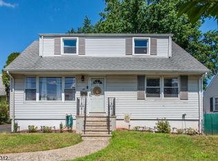 95 Reigate Rd, Bloomfield, NJ 07003