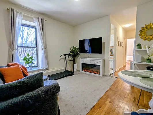 Rented by Manhattan Spaces | media 1