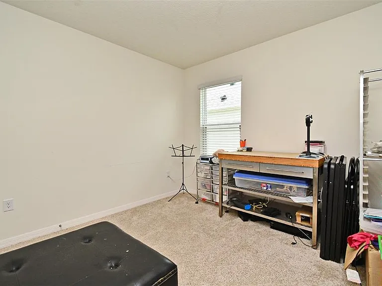 440 Baroness Way — Photo 23