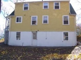 39 Lawrence St, Wakefield, MA 01880