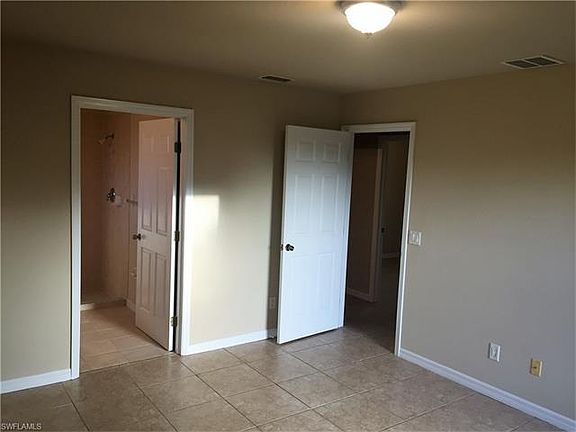 4th image of 2031 Xelda Ave N