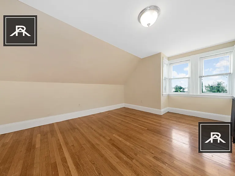 7 Murdock Ter — Photo 18
