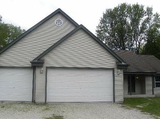 S22W25551 Harris Highland Dr, Waukesha, WI 53188