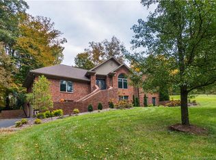 3016 Evanna Ct, Floyds Knobs, IN