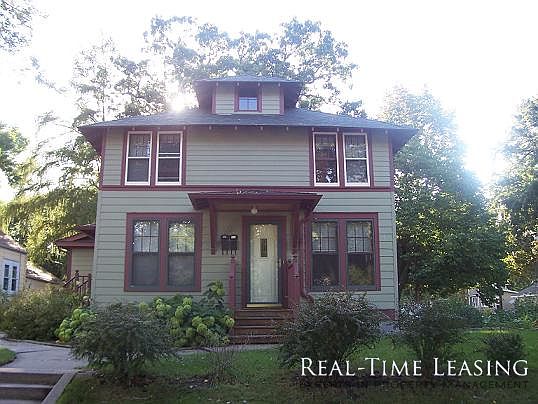 1st image of 4400 Nokomis Ave APT 1