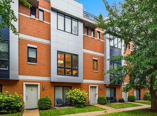 2237 W Madison St Unit 5, Chicago, IL 60612