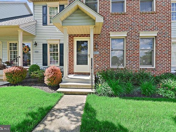 3rd image of 5550 Moreland Ct