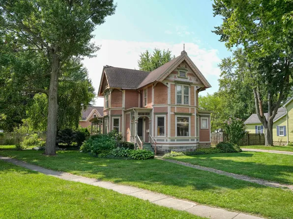 35394 Park St, Richmond, MI 48062