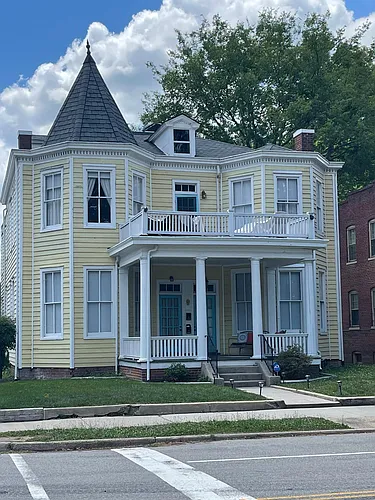 3501 Grove Ave Photo 1