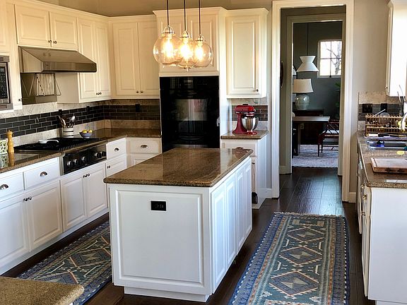 3rd image of 4306 Campinia Pl