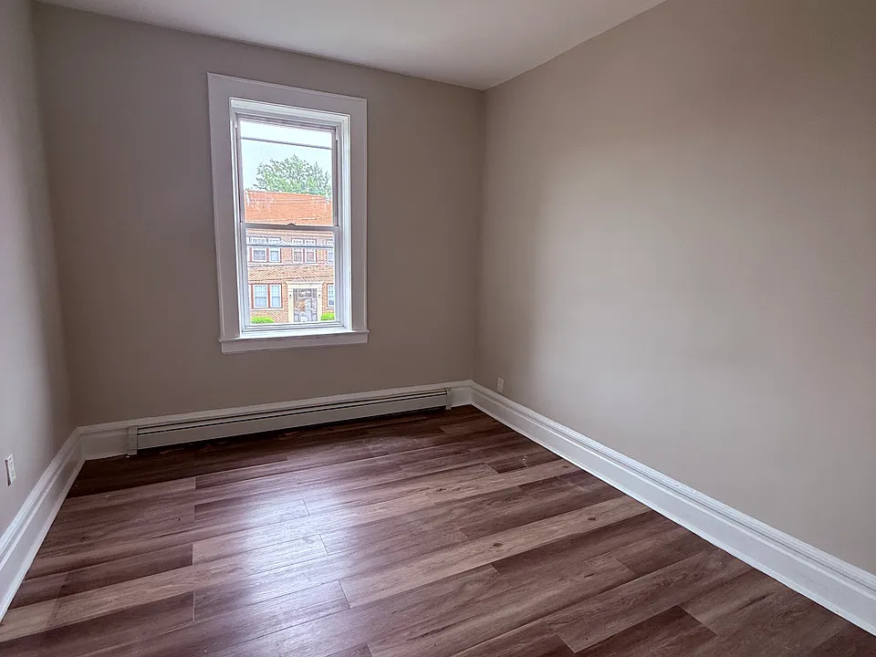 380 N 11th St #2 — photo 6 of 8