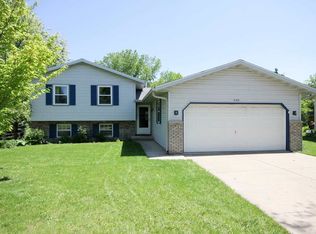 3165 Silverton Trl, Madison, WI 53719
