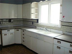 5th image of 28 Olcott Pl