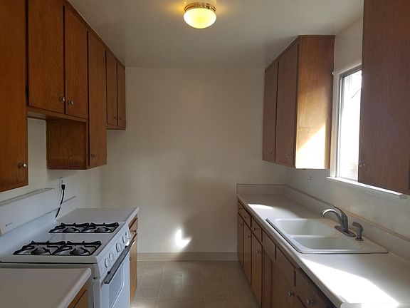 3rd image of 22224 Warmside Ave