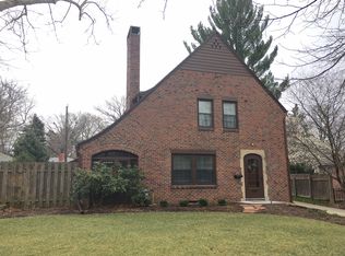 2829 Jackson Dr, Lincoln, NE 68502