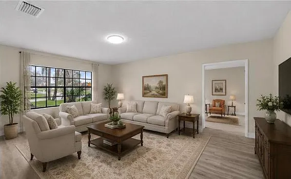 3 bed, 2.5 bath, 2038 sqft, $3,280 — Photo 3