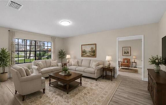 3rd image of 272 SW Carter Avenue