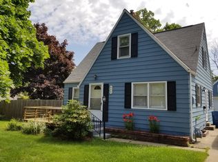 455 Jones Ave, South Haven, MI 49090
