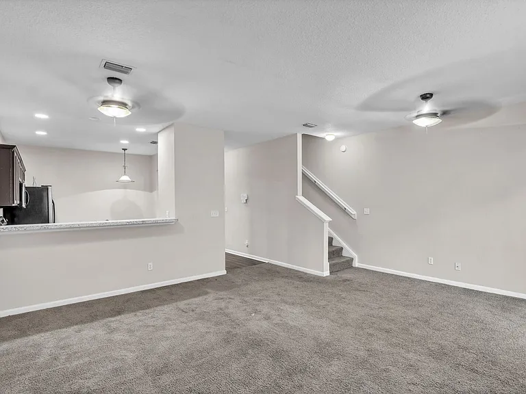 1692 Biscayne Bay Cir — Photo 7