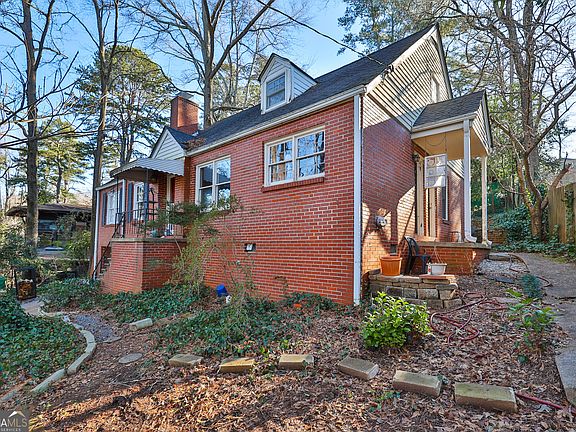 2nd image of 487 Lakeshore Dr NE #2